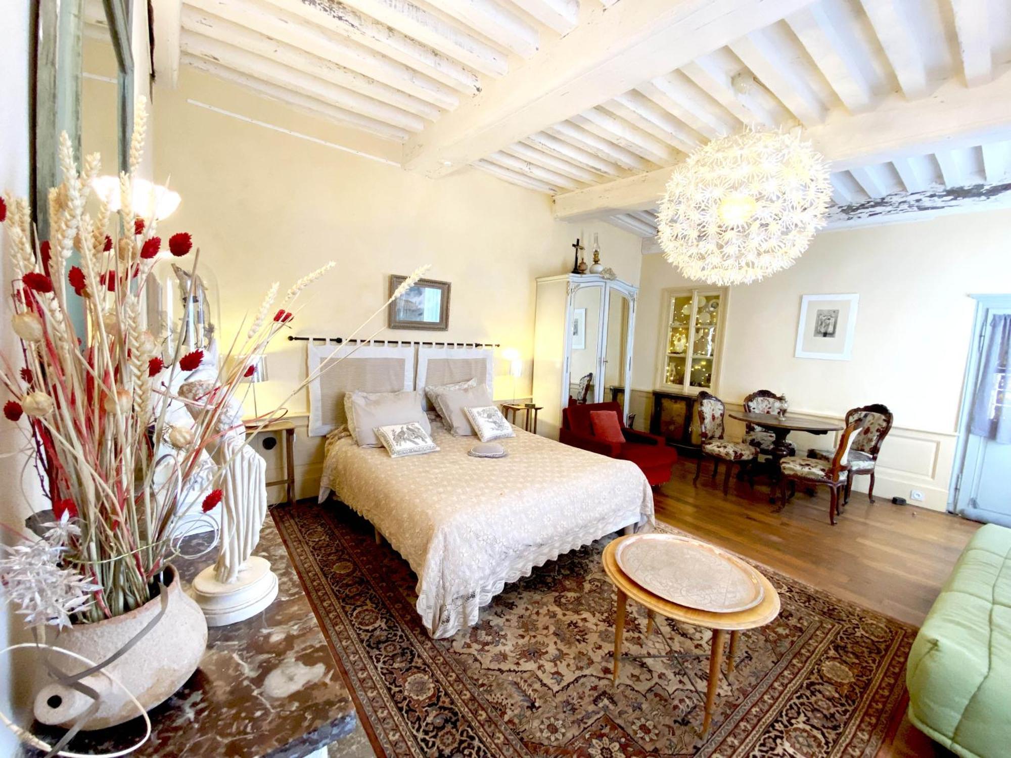 Maison De Noble Nicolas Avallon Eksteriør bilde